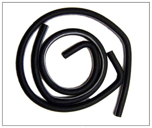 67-EARLY 68 WHITE STRIPE HEATER HOSE WITH AIR CONDITIONING-90 DEGREE BEND