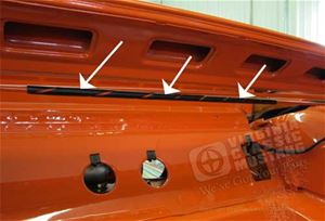 65-68 TRUNK TENSION ROD ANTI-RATTLE RUBBER COUPE AND CONVERTIBLE